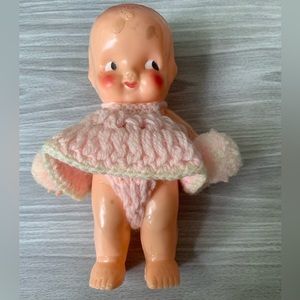 Vintage USA Kewpie Plastic Side Eye Powder Shaker Doll Irwin. Some damage